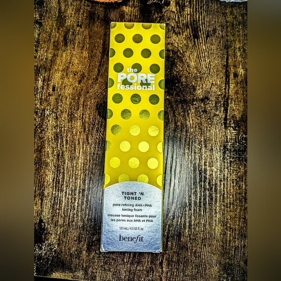 BENEFIT COSMETICS The POREfessional Tight ’n Toned Pore-Refining AHA+PHA Toner - Picture 9 of 15